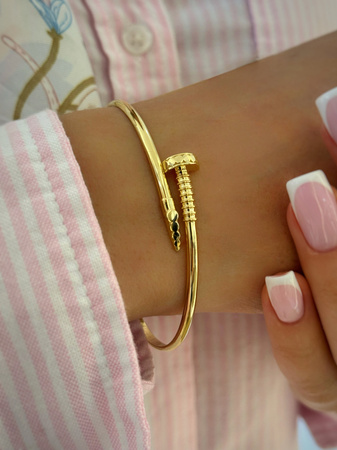 Złota bransoletka sztywna z wzorem gwoździa