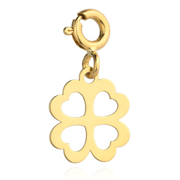 Złota zawieszka na zapięciu 